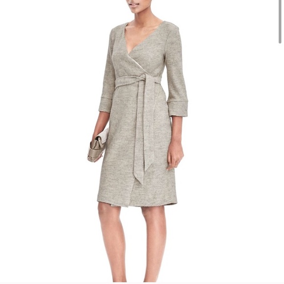 Banana Republic Dresses & Skirts - ✨HOST PICK✨ Banana Republic bouclé wool wrap dress